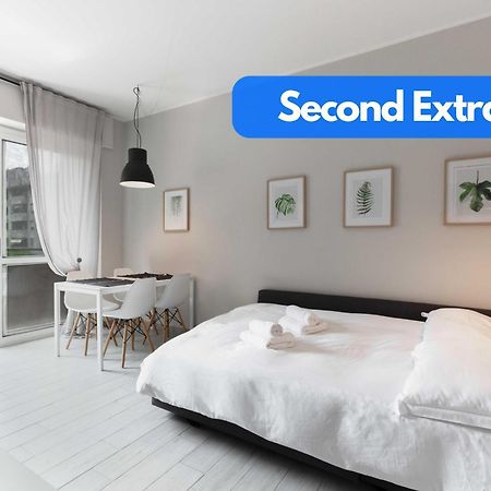 Ferienwohnung The Green House - Private Parking And Balcony Mailand Exterior foto
